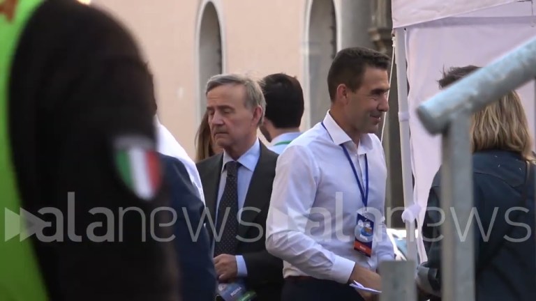Europee, ancora gelo tra Vannacci e i leader della Lega. Intanto la piazza a Roma è vuota Europee, ancora gelo tra Vannacci e i leader della Lega. Intanto la piazza a Roma è vuota
