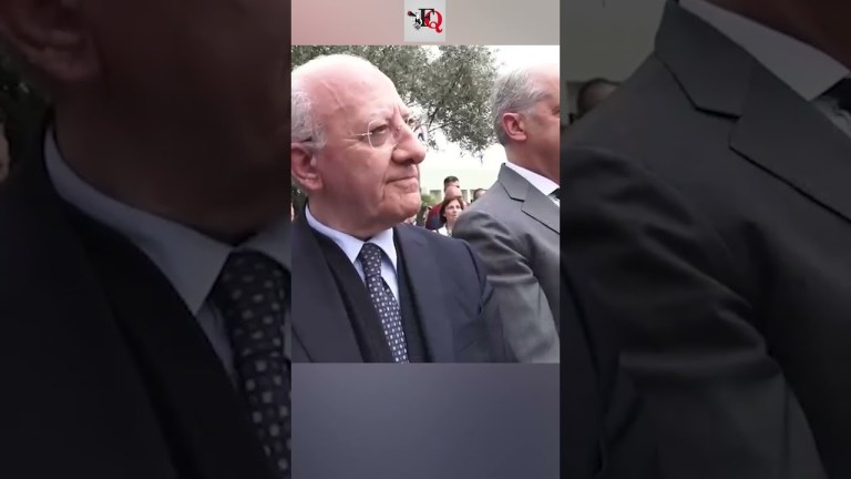 L’INCONTRO TRA #MELONI E DE LUCA, LEI LO GELA CON UNA FRECCIATA #news #shorts L’INCONTRO TRA #MELONI E DE LUCA, LEI LO GELA CON UNA FRECCIATA #news #shorts