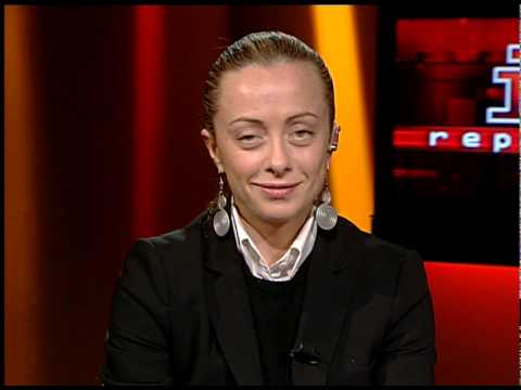 Imperdibile fuori onda del ministro Giorgia Meloni fan di IoReporter SkyTg24 Imperdibile fuori onda del ministro Giorgia Meloni fan di IoReporter SkyTg24