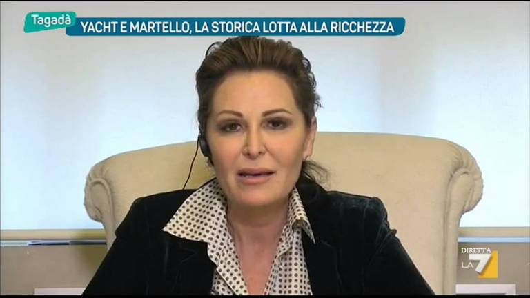 Santanchè: ‘Daniela Magique per tutti gli amici, il mio regalo di Natale’ Santanchè: ‘Daniela Magique per tutti gli amici, il mio regalo di Natale’