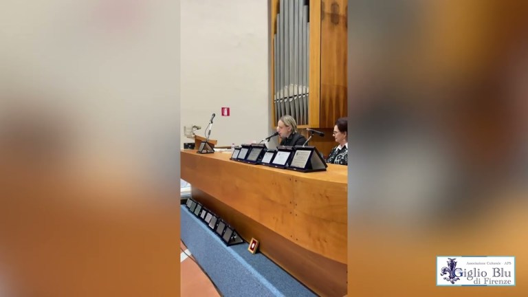 Andrea Scanzi – Primo Premio ex-aequo Giglio Blu di Firenze 2023 (Sezione Saggisitica Edita) Andrea Scanzi – Primo Premio ex-aequo Giglio Blu di Firenze 2023 (Sezione Saggisitica Edita)