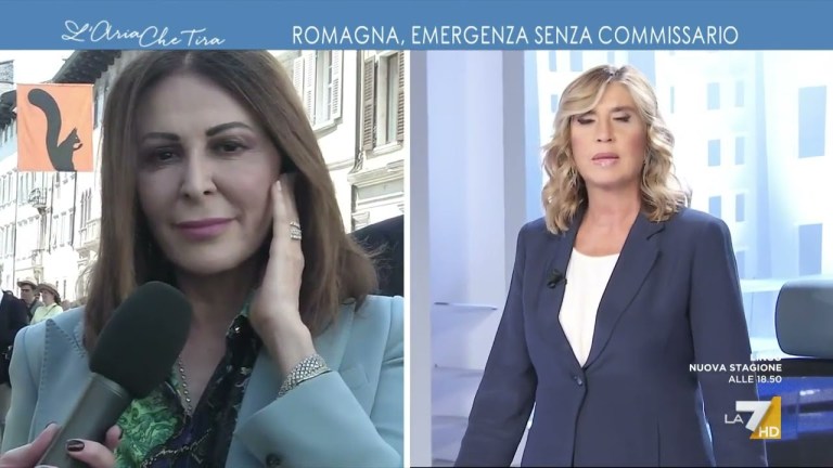 Myrta Merlino a Daniela Santanchè: “Troppi soldi che arrivano?”, “Sono basita che vi interessi … Myrta Merlino a Daniela Santanchè: “Troppi soldi che arrivano?”, “Sono basita che vi interessi …