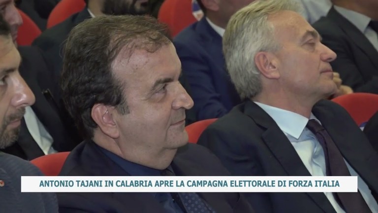 ANTONIO TAJANI IN CALABRIA APRE LA CAMPAGNA ELETTORALE DI FORZA ITALIA ANTONIO TAJANI IN CALABRIA APRE LA CAMPAGNA ELETTORALE DI FORZA ITALIA