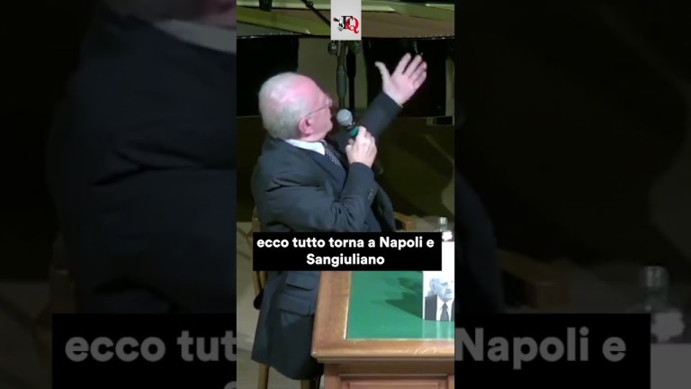 LA GAG DI DE LUCA SUL MINISTRO SANGIULIANO #news #shorts LA GAG DI DE LUCA SUL MINISTRO SANGIULIANO #news #shorts