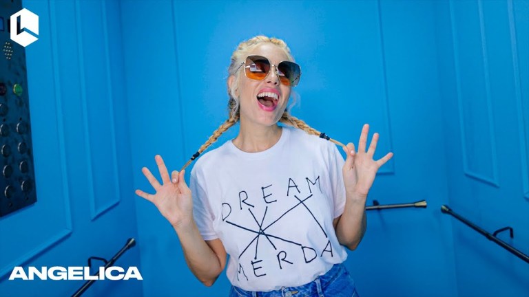 Angelica – SOS | A LIFT SESSION Angelica – SOS | A LIFT SESSION