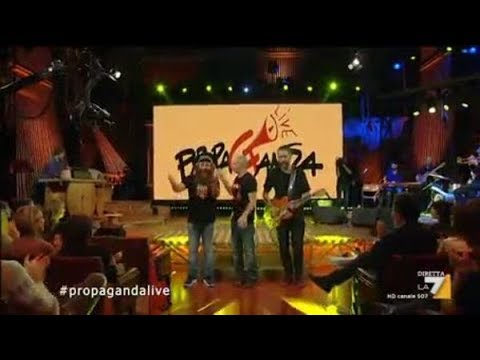 Propaganda Live (La7) 6 Ottobre 2017 – Il nuovo programma di Diego Bianchi in arte Zoro Propaganda Live (La7) 6 Ottobre 2017 – Il nuovo programma di Diego Bianchi in arte Zoro