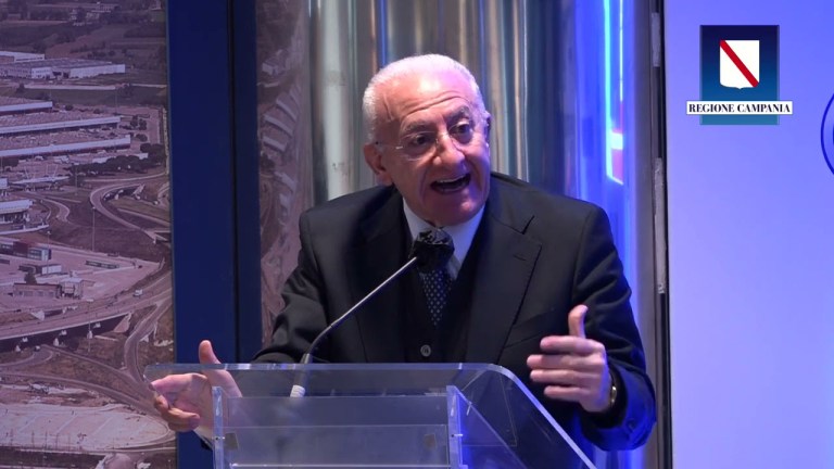 De Luca – Infrastrutture e Pnrr – Prospettive per la Regione Campania (24.11.21) De Luca – Infrastrutture e Pnrr – Prospettive per la Regione Campania (24.11.21)