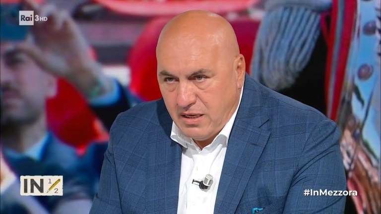 Crosetto e l’incontro con Vannacci: “Si è presentato senza divisa” – In mezz’ora 10/09/2023 Crosetto e l’incontro con Vannacci: “Si è presentato senza divisa” – In mezz’ora 10/09/2023