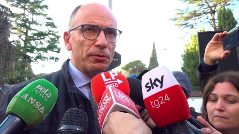 Senato, il commento di Enrico Letta sull’elezione di La Russa: “Maggioranza già divisa” Senato, il commento di Enrico Letta sull’elezione di La Russa: “Maggioranza già divisa”