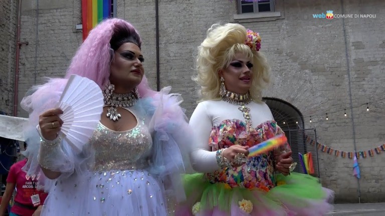 Napoli Pride, sabato la marcia arcobaleno per i diritti Napoli Pride, sabato la marcia arcobaleno per i diritti