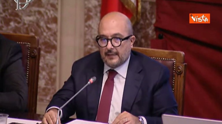 Sangiuliano cita Leopardi e Dante Alighieri nelle comunicazioni sulle linee programmatiche Sangiuliano cita Leopardi e Dante Alighieri nelle comunicazioni sulle linee programmatiche