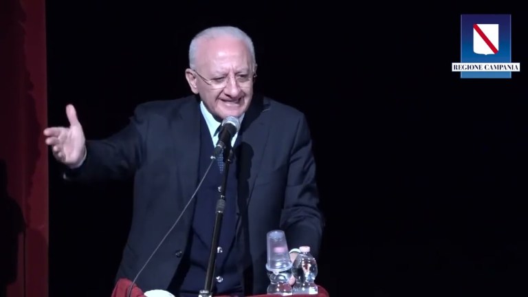 De Luca – Costa Vesuviana: l’impegno della Regione Campania (14.12.22) De Luca – Costa Vesuviana: l’impegno della Regione Campania (14.12.22)