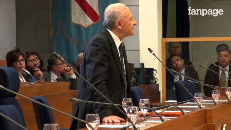 Campania, il discorso di De Luca al Consiglio Regionale: “Recuperiamo un’immagine positiva” Campania, il discorso di De Luca al Consiglio Regionale: “Recuperiamo un’immagine positiva”