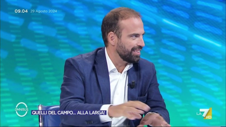 Marattin: “Una mattina mi son svegliato… e non c’era più congresso di Italia Viva” Marattin: “Una mattina mi son svegliato… e non c’era più congresso di Italia Viva”