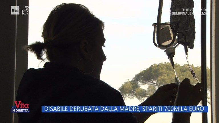 Disabile derubata dalla madre, spariti 700mila euro – La Vita in diretta 13/12/2024 Disabile derubata dalla madre, spariti 700mila euro – La Vita in diretta 13/12/2024