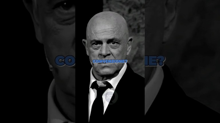 Maurizio Crozza su Banca Intesa e i conti speciali dei deputati! Maurizio Crozza su Banca Intesa e i conti speciali dei deputati!