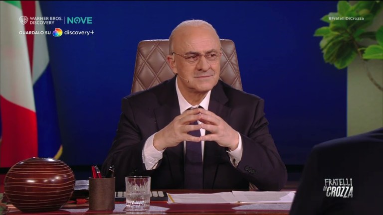 Crozza De Luca sulla #siccità “Una cosa sola aveva il Nord ed era la pioggia, ora neanche quella” Crozza De Luca sulla #siccità “Una cosa sola aveva il Nord ed era la pioggia, ora neanche quella”