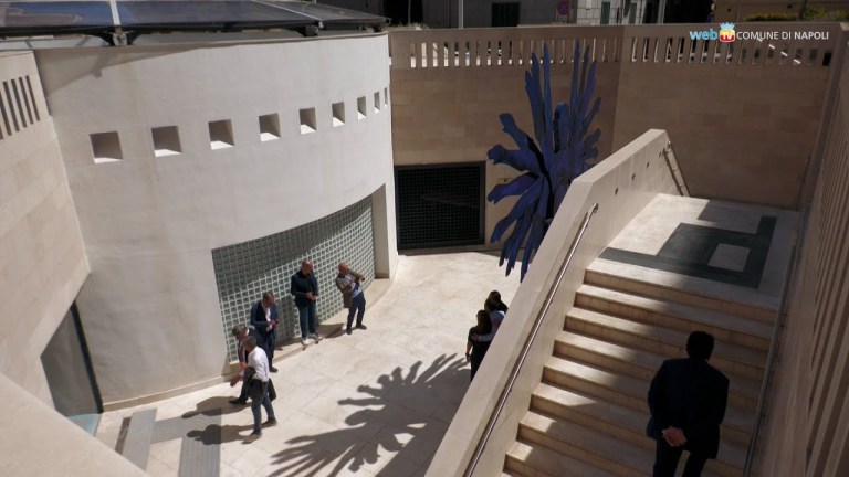 Apre la metro Linea 6 da Fuorigrotta a Municipio Apre la metro Linea 6 da Fuorigrotta a Municipio