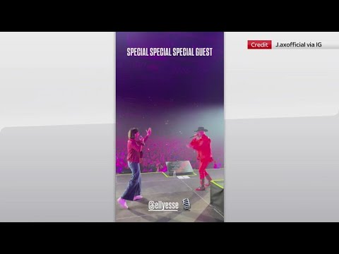 Duetto tra J-Ax e Schlein al concerto Duetto tra J-Ax e Schlein al concerto