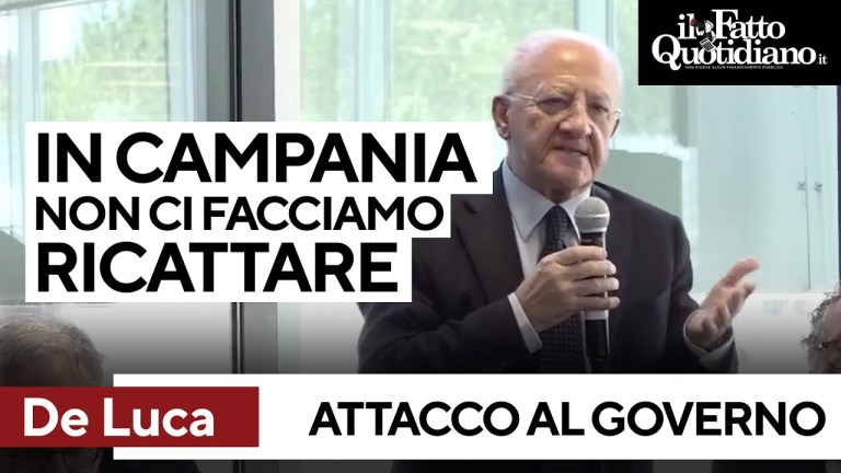 De Luca attacca il governo Meloni: “La Campania non subirà mai ricatti” De Luca attacca il governo Meloni: “La Campania non subirà mai ricatti”