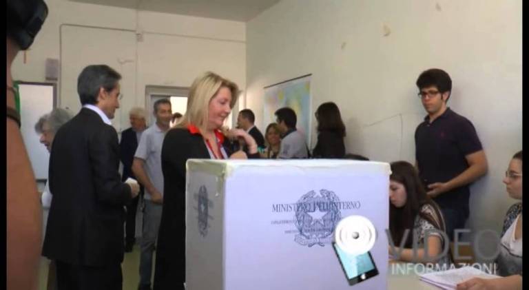 Elezioni Regionali Campania, De Luca e Caldoro al voto Elezioni Regionali Campania, De Luca e Caldoro al voto