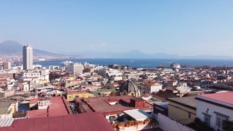 Se il New York Times ci ricorda della Napoli matrigna Se il New York Times ci ricorda della Napoli matrigna