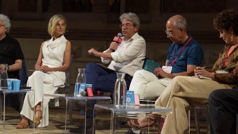 Paolo Gentiloni a Mantova per Symbola: «Green economy importante per la Commissione europea» Paolo Gentiloni a Mantova per Symbola: «Green economy importante per la Commissione europea»