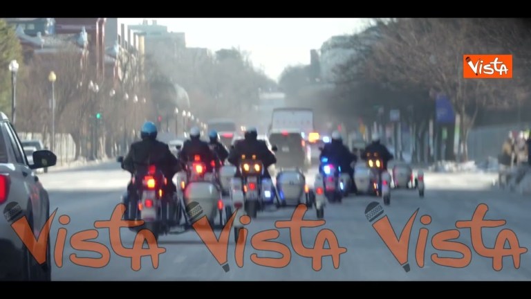 Giorgia Meloni a Washington per il giuramento di Trump: il viaggio scortata verso il Campidoglio Giorgia Meloni a Washington per il giuramento di Trump: il viaggio scortata verso il Campidoglio