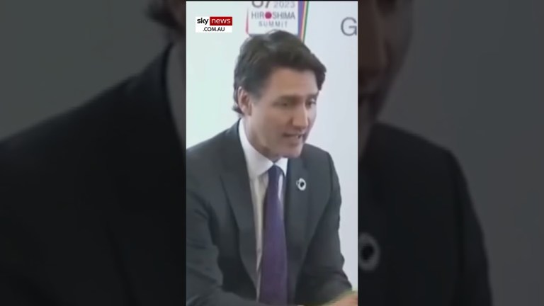 Italian PM Giorgia Meloni looks unimpressed as she’s lectured to by Justin Trudeau Italian PM Giorgia Meloni looks unimpressed as she’s lectured to by Justin Trudeau