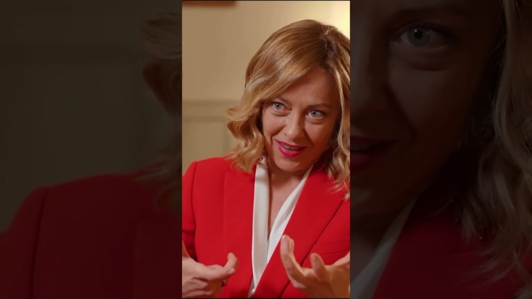 Non perdete una splendida Giorgia Meloni intervistata a Donna Moderna Non perdete una splendida Giorgia Meloni intervistata a Donna Moderna