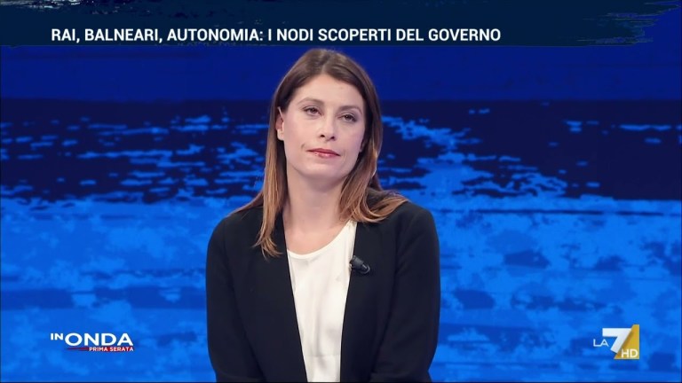 Balneari, scontro tra Feltri e Senaldi: “Sempre meglio che arricchirsi speculando, come quelli … Balneari, scontro tra Feltri e Senaldi: “Sempre meglio che arricchirsi speculando, come quelli …