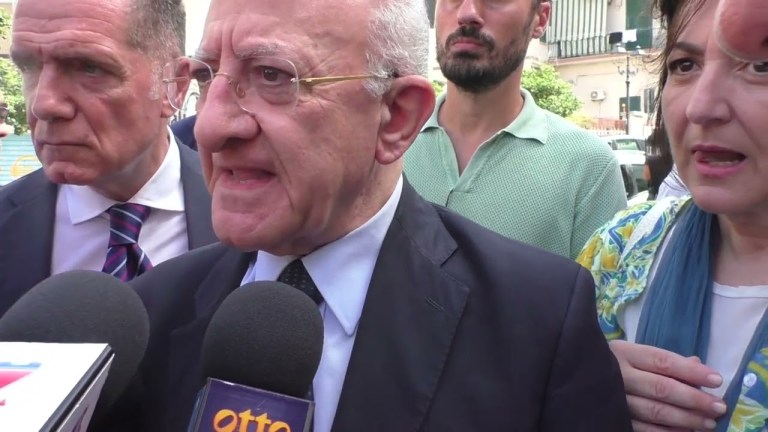 Sanità Asl Napoli 3 Sud: il Presidente Vincenzo De Luca a Torre del Greco Sanità Asl Napoli 3 Sud: il Presidente Vincenzo De Luca a Torre del Greco