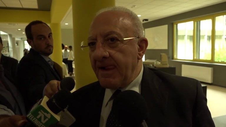 Campania – Autonomia differenziata, De Luca presenta proposta a Conte (16.07.19) Campania – Autonomia differenziata, De Luca presenta proposta a Conte (16.07.19)