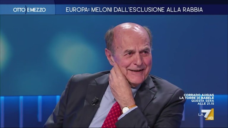 Raga’, arzatevi pure voi”, Scanzi critico su Meloni: “Siamo in un film di Verdone e Mario Brega? Raga’, arzatevi pure voi”, Scanzi critico su Meloni: “Siamo in un film di Verdone e Mario Brega?