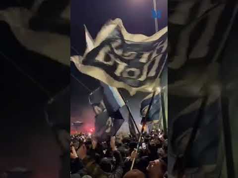 Atalanta-Napoli, tifosi a Capodichino: migliaia di napoletani in aeroporto Atalanta-Napoli, tifosi a Capodichino: migliaia di napoletani in aeroporto