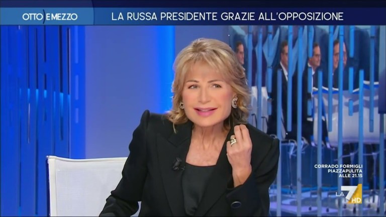 La Russa, Pier Luigi Bersani: “Giornata amara, gente disposta a pagare per potersi vendere” La Russa, Pier Luigi Bersani: “Giornata amara, gente disposta a pagare per potersi vendere”