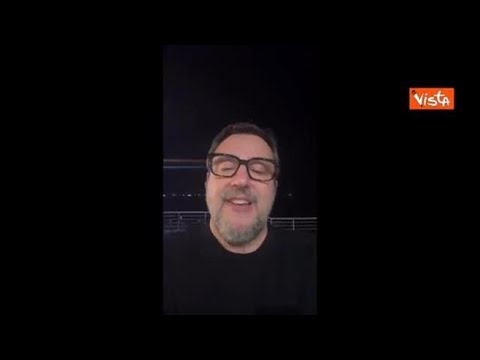 Salvini: «Mi sento come nella canzone di Venditti ‘Notte prima degli esami’, sono felice» Salvini: «Mi sento come nella canzone di Venditti ‘Notte prima degli esami’, sono felice»