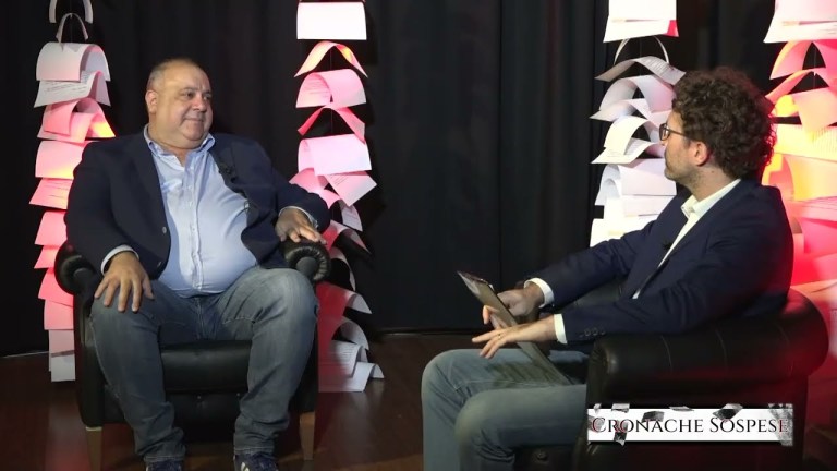 Cronache sospese 02 – Caso Roberta Ragusa, il cadavere mai ritrovato e altri misteri Cronache sospese 02 – Caso Roberta Ragusa, il cadavere mai ritrovato e altri misteri