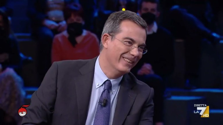 Botta e risposta tra Fulvio Grimaldi e Pier Luigi Bersani: “Le sanzioni alla Russia le subiamo … Botta e risposta tra Fulvio Grimaldi e Pier Luigi Bersani: “Le sanzioni alla Russia le subiamo …