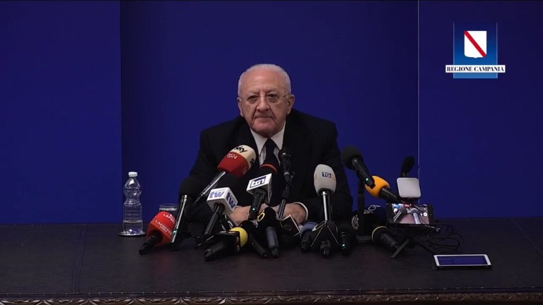 De Luca alla guerra per la Campania e per l’Italia De Luca alla guerra per la Campania e per l’Italia