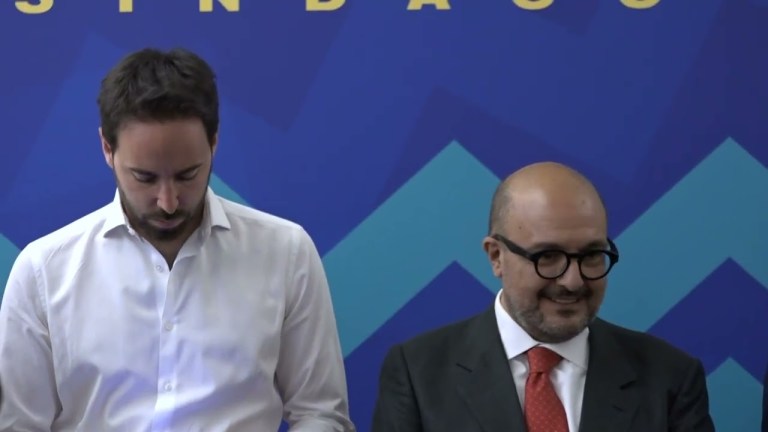 Ballottaggio Bari, l’autocandidatura del ministro Sangiuliano: “Se vince Romito faccio l’assessore” Ballottaggio Bari, l’autocandidatura del ministro Sangiuliano: “Se vince Romito faccio l’assessore”