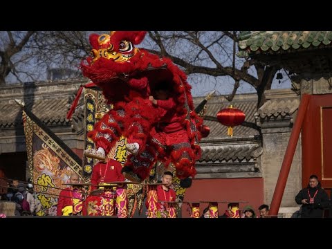 Al via i festeggiamenti per il Capodanno lunare cinese: questo è l’anno del Serpente di legno Al via i festeggiamenti per il Capodanno lunare cinese: questo è l’anno del Serpente di legno