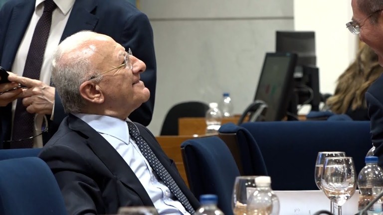 Referendum Autonomia, vittoria di De Luca Referendum Autonomia, vittoria di De Luca