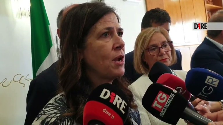 Cagliari – ENERGIA. TODDE: QUASI TUTTA SARDEGNA ‘NON IDONEA’ A RINNOVABILI -2- (19.09.24) Cagliari – ENERGIA. TODDE: QUASI TUTTA SARDEGNA ‘NON IDONEA’ A RINNOVABILI -2- (19.09.24)