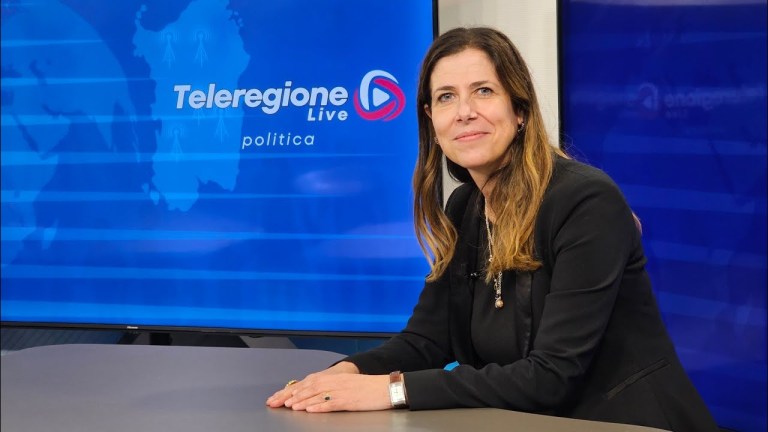 Parla Alessandra Todde, candidata Presidente della Sardegna • Teleregione Live Parla Alessandra Todde, candidata Presidente della Sardegna • Teleregione Live