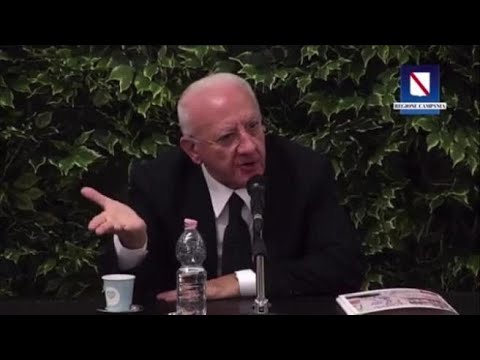 Vincenzo De Luca: «Basta massacri, a Gaza è un genocidio e anche in Ucraina non c’è innocenza» Vincenzo De Luca: «Basta massacri, a Gaza è un genocidio e anche in Ucraina non c’è innocenza»