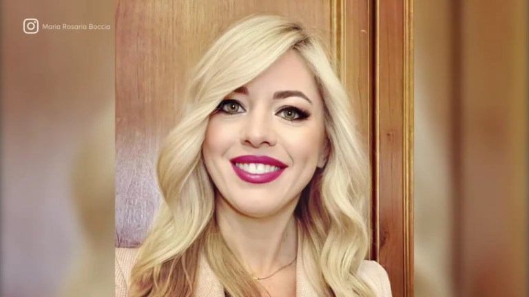 Maria Rosaria Boccia: “Le denunce si fanno, non si minacciano” – Nuovo post su Instagram Maria Rosaria Boccia: “Le denunce si fanno, non si minacciano” – Nuovo post su Instagram
