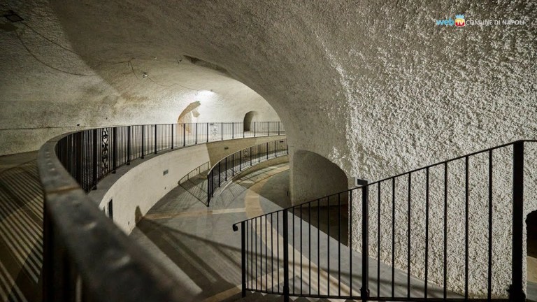 Giornate FAI, Napoli svela l’ipogeo di Piazza Plebiscito Giornate FAI, Napoli svela l’ipogeo di Piazza Plebiscito