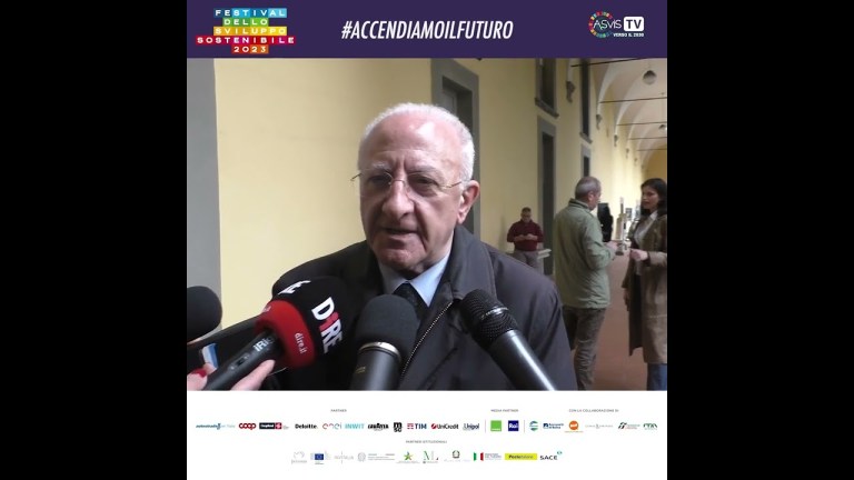 De Luca (Regione Campania): “Sburocratizzazione e fondi per lo sviluppo sostenibile” De Luca (Regione Campania): “Sburocratizzazione e fondi per lo sviluppo sostenibile”