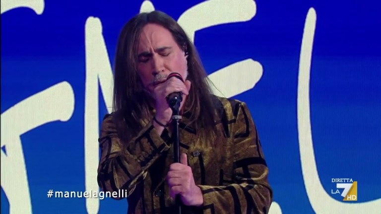 Manuel Agnelli canta “Lazarus” di David Bowie Manuel Agnelli canta “Lazarus” di David Bowie